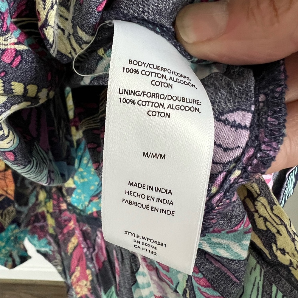 Multicolor Leaf Pattern Dress - Picture 7 of 7
